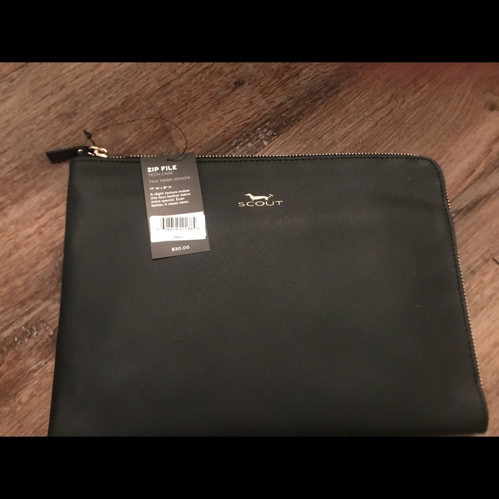 Scout Zip File Tech Case
